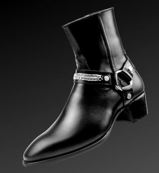 Harness boot Black with Silver chain